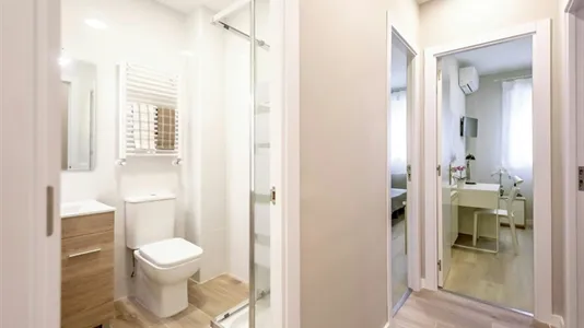 Rooms in Madrid Puente de Vallecas - photo 9