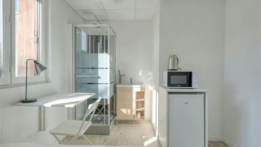 Apartments in Bobigny - photo 3