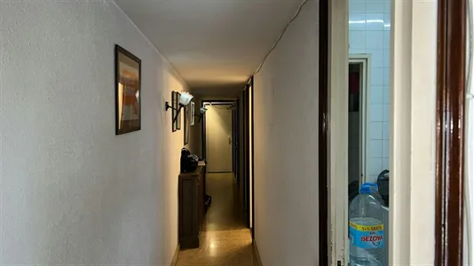 Rooms in Barcelona Eixample - photo 8