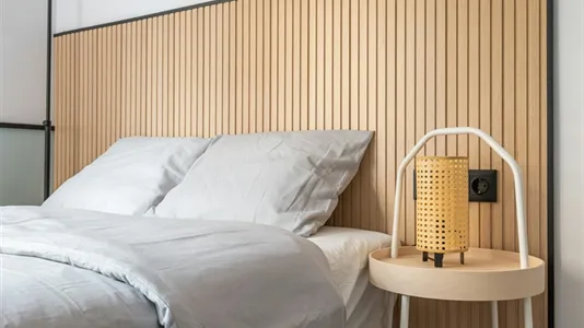 Rooms in Barcelona Eixample - photo 4