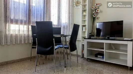 Apartments in Valencia Ciutat Vella - photo 6