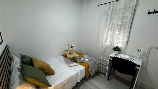 Rooms in Getafe - photo 2