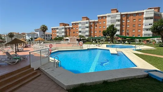 Apartments in Torremolinos - photo 4