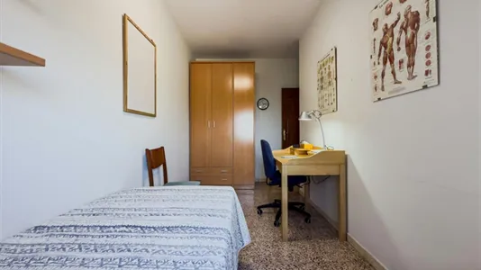 Apartments in Cornellà de Llobregat - photo 5