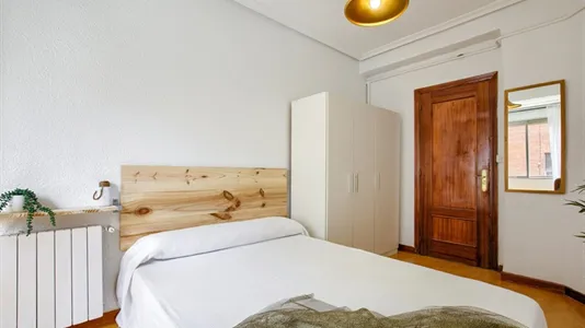 Rooms in Madrid Salamanca - photo 4