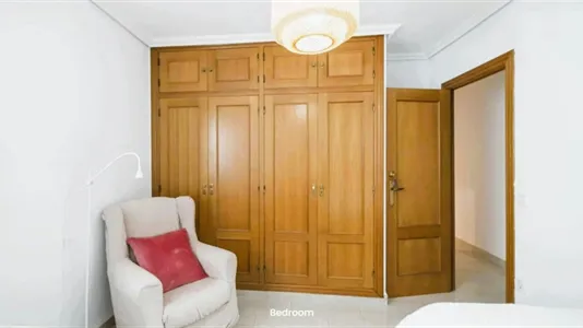 Rooms in Valencia Algirós - photo 3