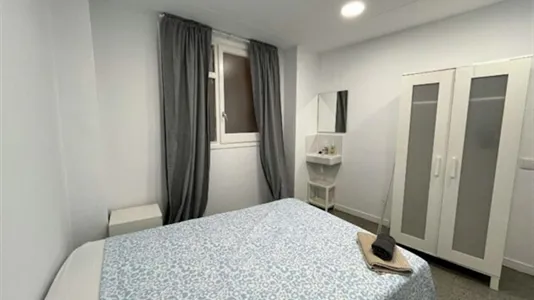 Rooms in Barcelona Eixample - photo 7