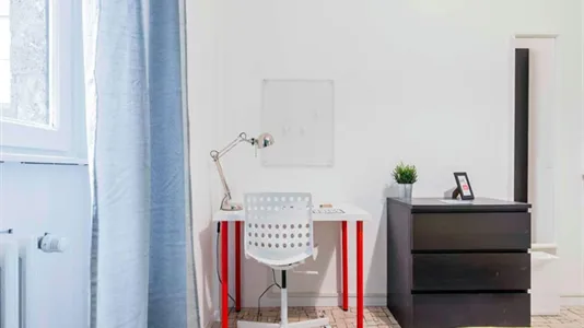 Rooms in Milano Zona 8 - Fiera, Gallaratese, Quarto Oggiaro - photo 7