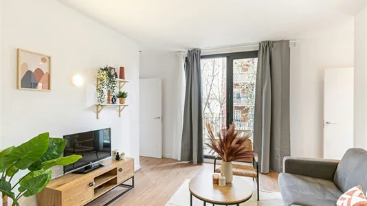 Apartments in Barcelona Eixample - photo 4