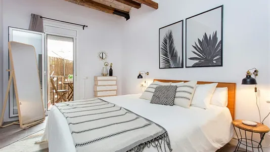 Apartments in Barcelona Eixample - photo 8