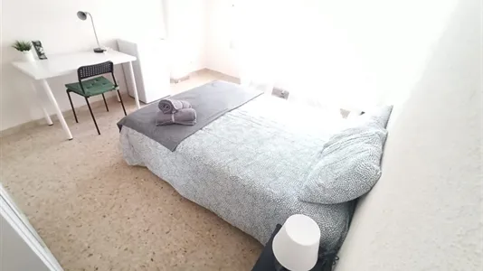 Rooms in Madrid Moncloa-Aravaca - photo 4