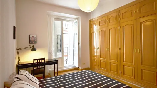Rooms in Madrid Centro - photo 4