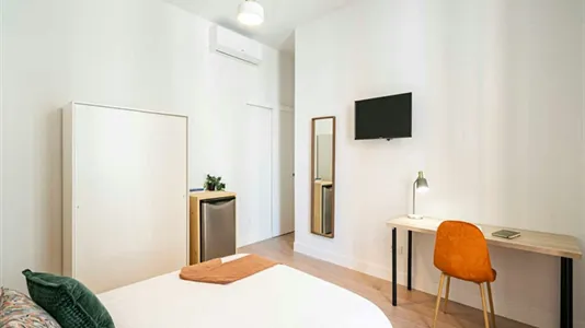 Rooms in Madrid Centro - photo 1