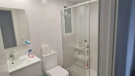 Rooms in Barcelona Sant Martí - photo 5