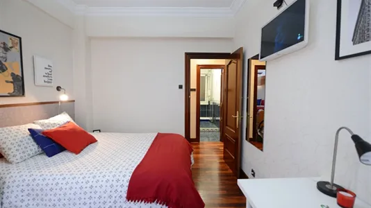 Rooms in Bilbao - photo 4
