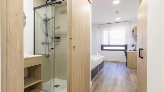 Rooms in Madrid Moncloa-Aravaca - photo 9