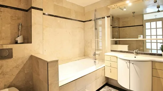 Rooms in Paris 18ème arrondissement - Montmartre - photo 8