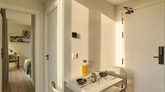 Rooms in Madrid Centro - photo 6