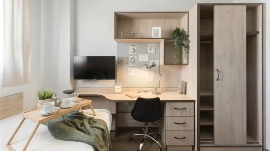 Apartments in Pamplona/Iruña - photo 3