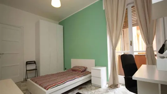 Rooms in Milano Zona 2 - Stazione Centrale, Gorla, Turro, Greco, Crescenzago - photo 2