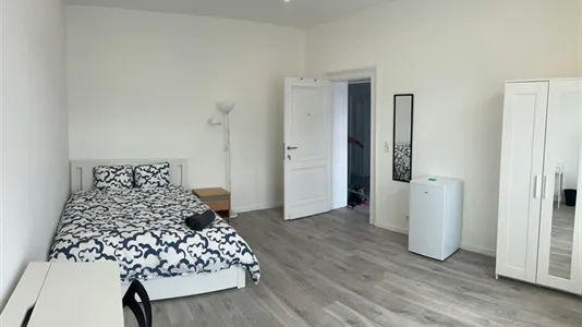 Rooms in Charleroi - photo 3