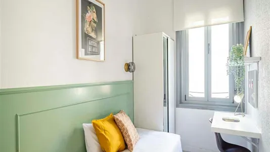 Rooms in Madrid Centro - photo 7
