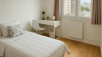 Room for rent in Le Raincy, Île-de-France