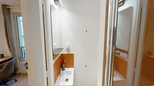 Rooms in Paris 9ème arrondissement - photo 7