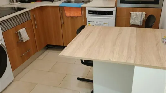 Rooms in Barcelona Sant Martí - photo 10