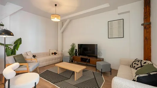 Apartments in Paris 18ème arrondissement - Montmartre - photo 5