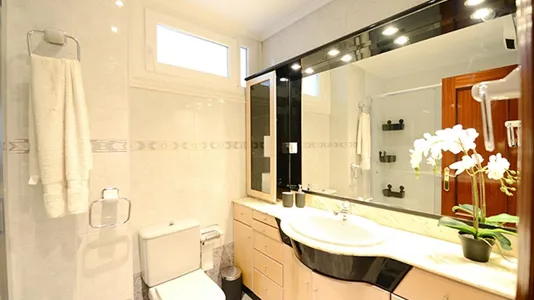 Rooms in Bilbao - photo 10