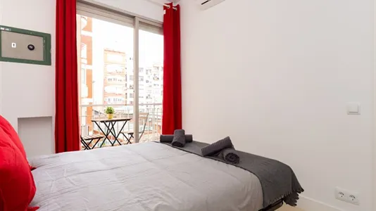 Apartments in Barcelona Eixample - photo 4