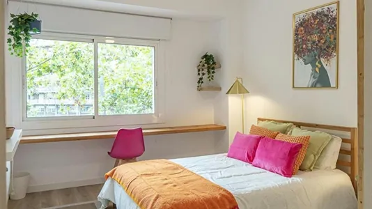Rooms in Barcelona Eixample - photo 1