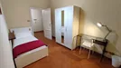 Room for rent, Florence, Toscana, &lt;span class=&quot;blurred street&quot; onclick=&quot;ProcessAdRequest(7738309)&quot;&gt;&lt;span class=&quot;hint&quot;&gt;See streetname&lt;/span&gt;[xxxxxxxxxxxxx]&lt;/span&gt;