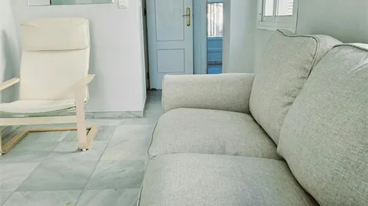 Rooms in El Fontanal - photo 9