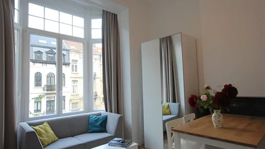Apartments in Brussels Schaarbeek - photo 9