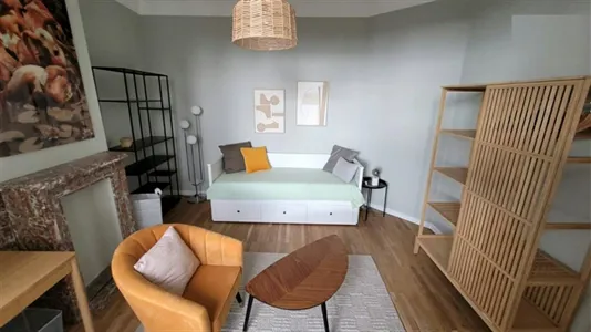 Rooms in Brussels Sint-Jans-Molenbeek - photo 1