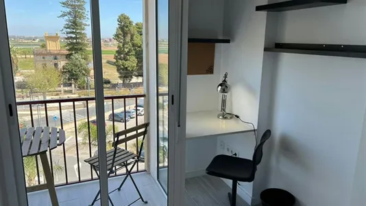 Apartments in Burjassot - photo 5