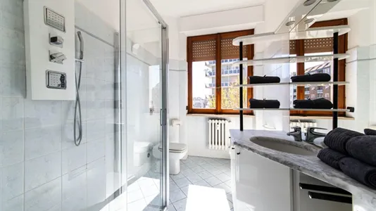 Rooms in Milano Zona 2 - Stazione Centrale, Gorla, Turro, Greco, Crescenzago - photo 3