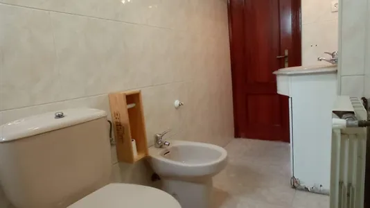 Rooms in Madrid Ciudad Lineal - photo 9