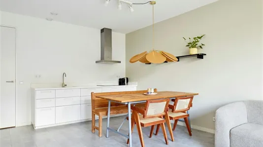 Apartments in Location is not specified - photo 8