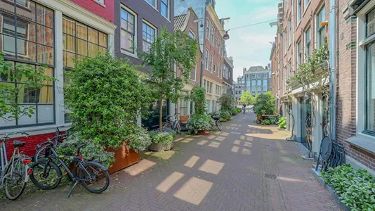 Apartments in Amsterdam Centrum - photo 7