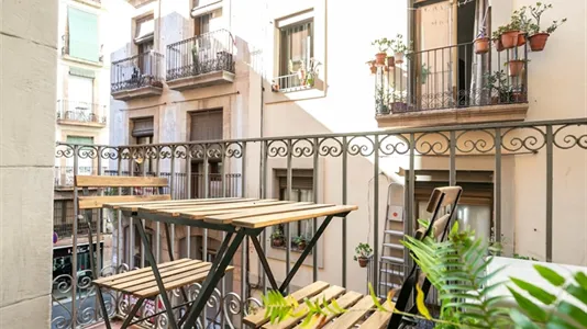 Apartments in Barcelona Ciutat Vella - photo 4