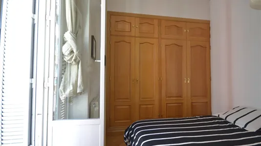 Rooms in Madrid Centro - photo 7