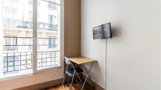 Apartments in Paris 17ème arrondissement - photo 6