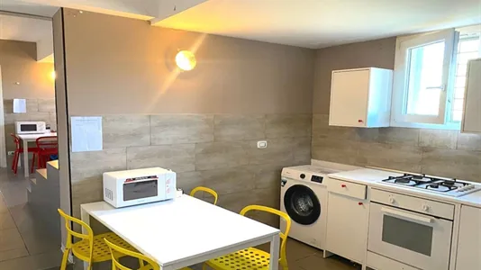 Rooms in Roma Municipio VI – Roma Delle Torri - photo 6