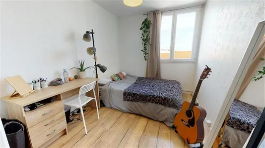 Rooms in Lyon - photo 2