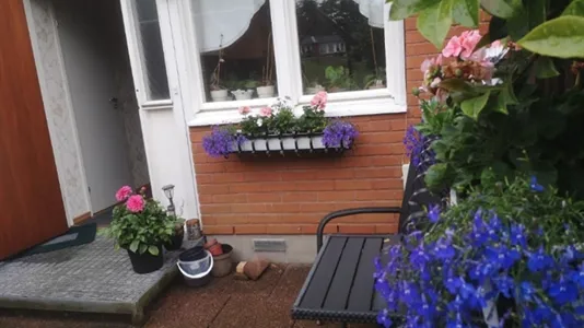 Houses in Angered - photo 12