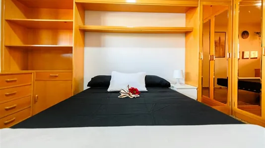 Rooms in Zaragoza - photo 4