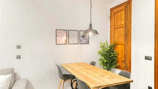 Apartments in Barcelona Eixample - photo 4